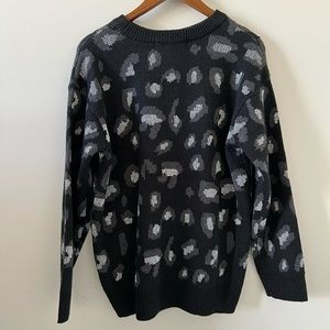 Kendall & Kylie Black Leopard Print Pullover Knit Sweater Size L